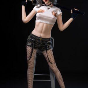 173cm（5.68‘）Delia